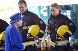 Nữ hoàng Elizabeth II: Anh quyết tâm vượt khó khăn sau vụ cháy chung cư